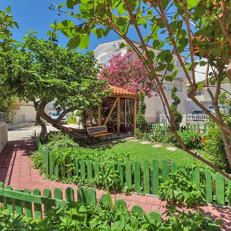 Apartmani Luna Baska Voda Ngoại thất bức ảnh