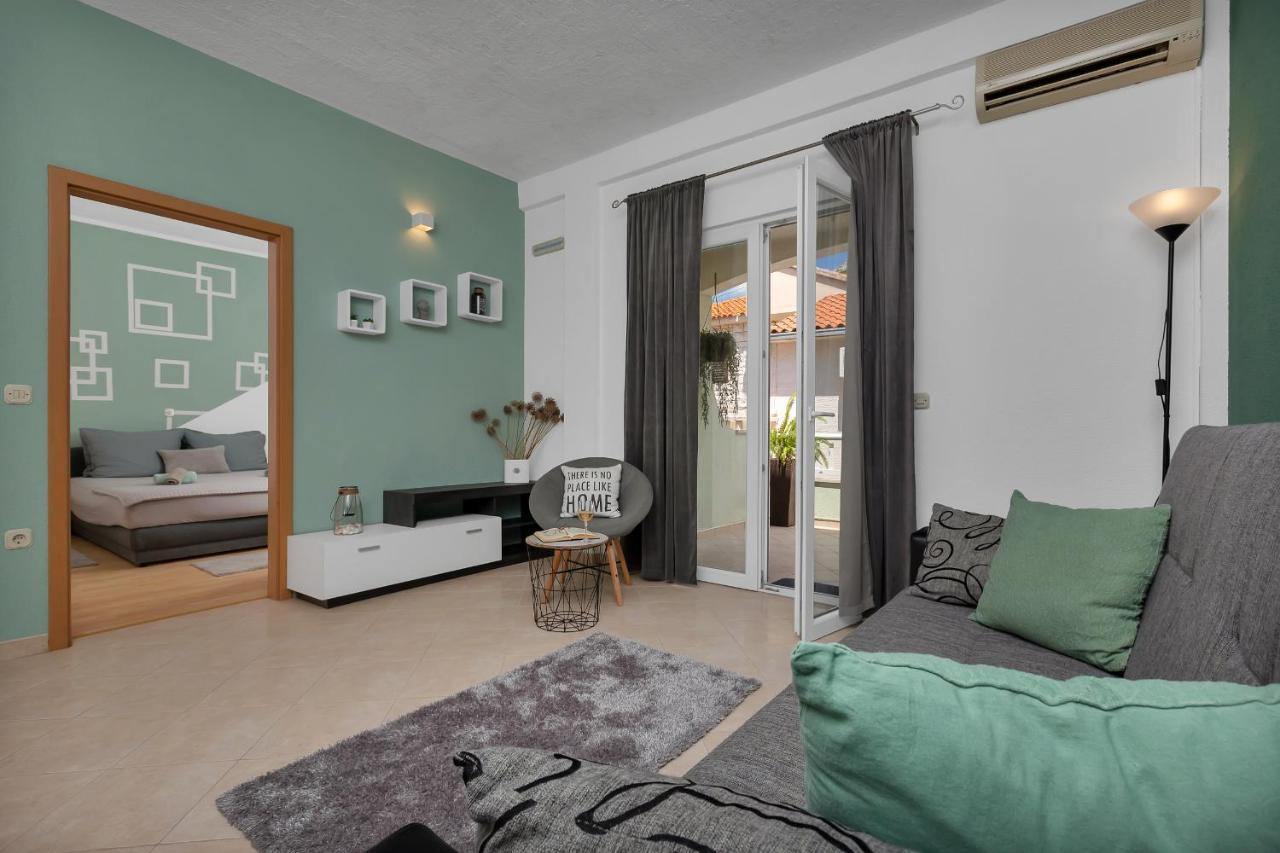 Apartmani Luna Baska Voda Ngoại thất bức ảnh