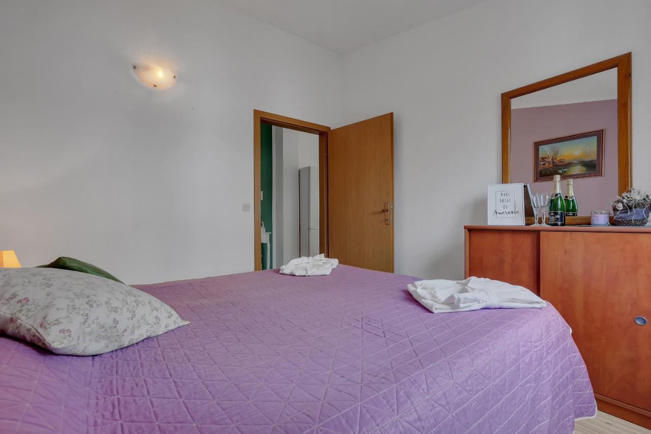 Apartmani Luna Baska Voda Ngoại thất bức ảnh