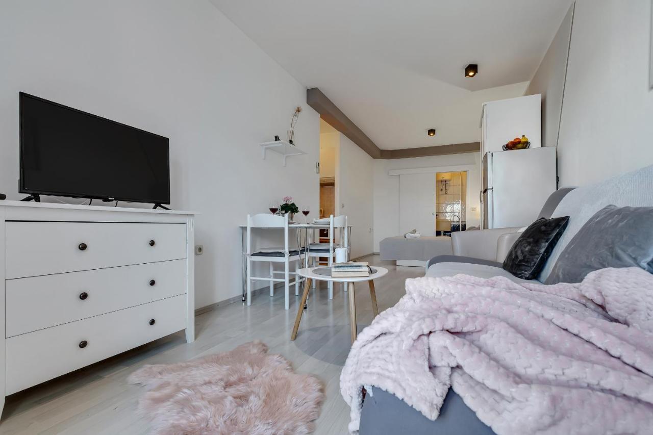 Apartmani Luna Baska Voda Ngoại thất bức ảnh