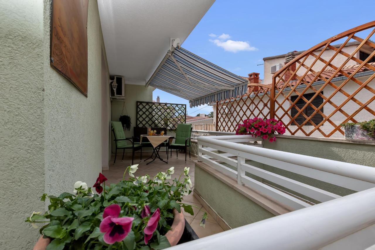 Apartmani Luna Baska Voda Ngoại thất bức ảnh
